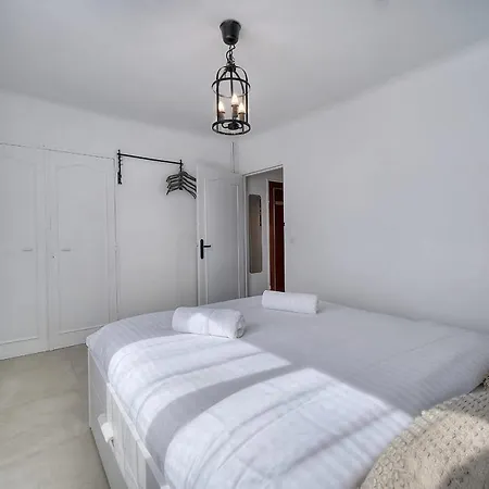 Apartamento Immogroom - Renovated - Loggia - A/C - Parking *